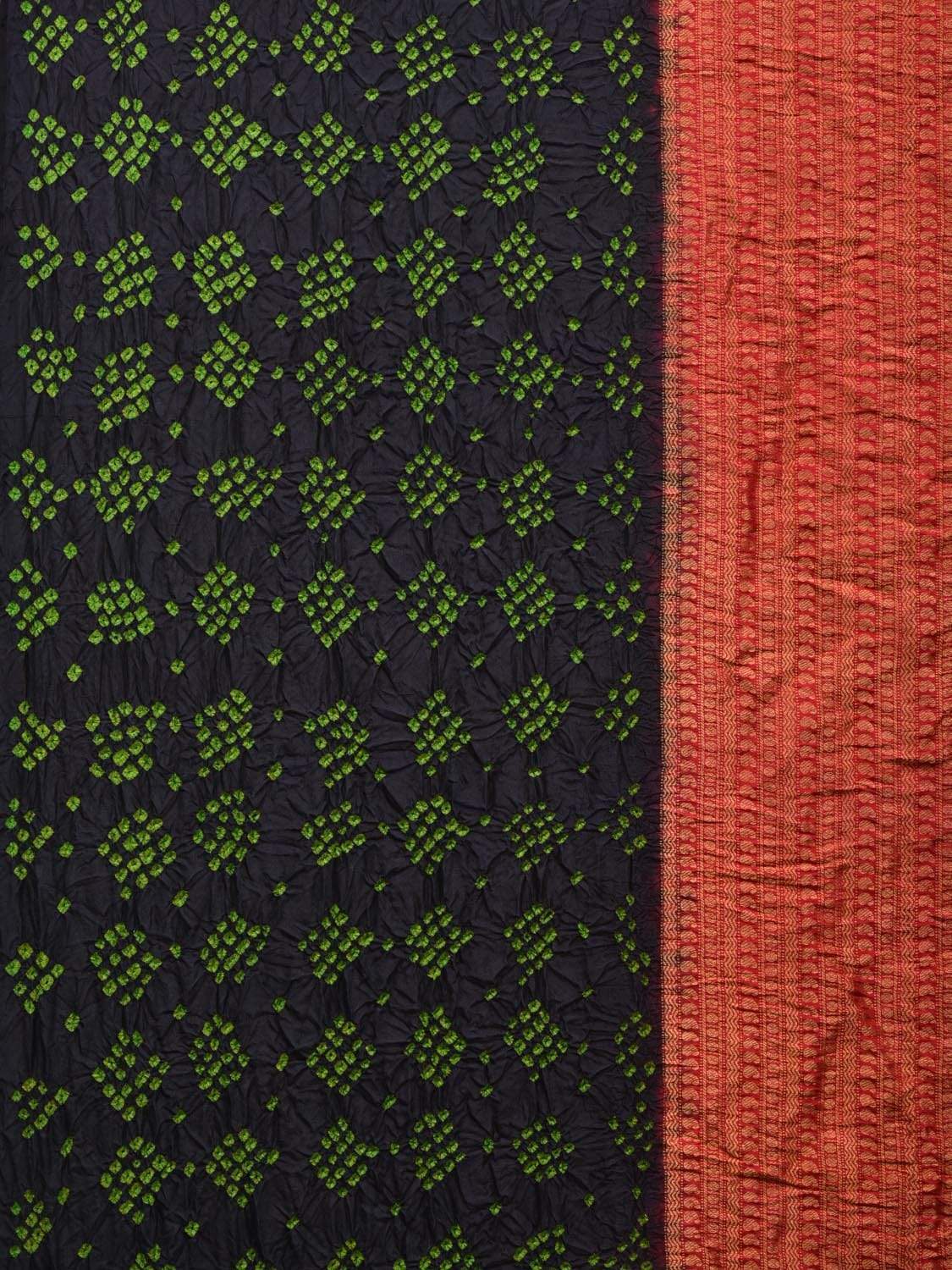 Black Bandhani Kanchipuram Silk Handloom Saree with Middle Brocade Design bn0230