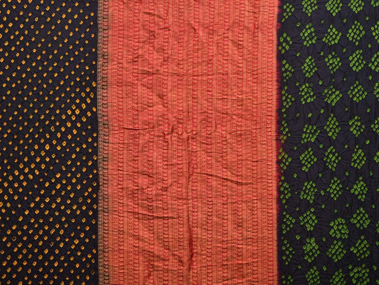 Black Bandhani Kanchipuram Silk Handloom Saree with Middle Brocade Design bn0230
