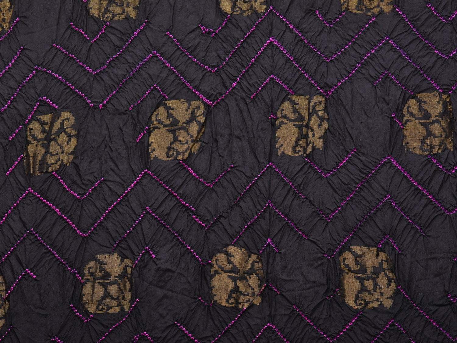 Black Bandhani Kanchipuram Silk Handloom Saree with Nilambari Buta Design bn0228