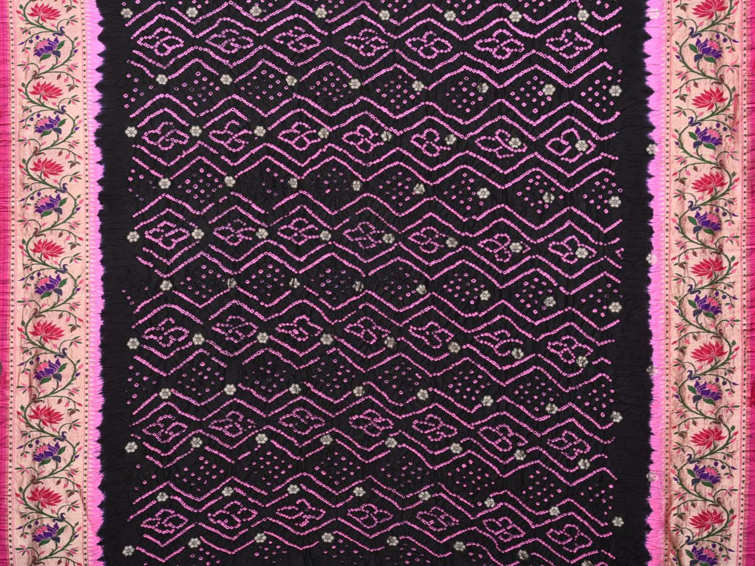 Black Bandhani Paithani Silk Handloom Saree with Lotus Border Design bn0184