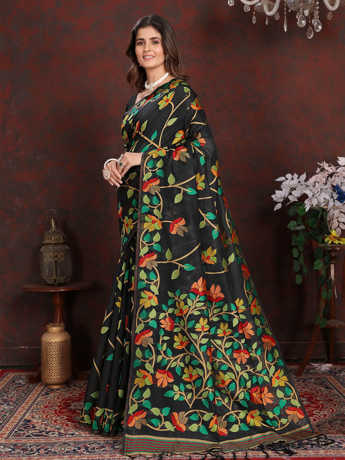 Black Dhakai Jamdani Cotton Viscose Saree with Floral Border and Pallu Design dj0102