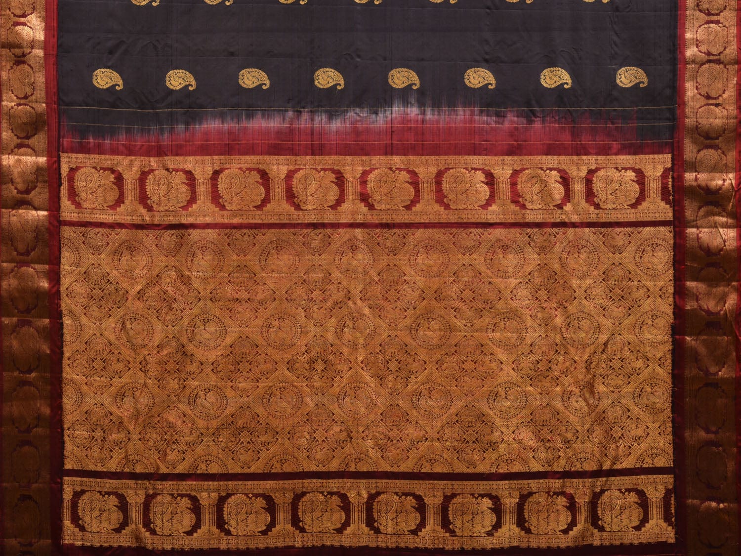 Black Gadwal Silk Handloom Saree with Mango Buta Design g0294