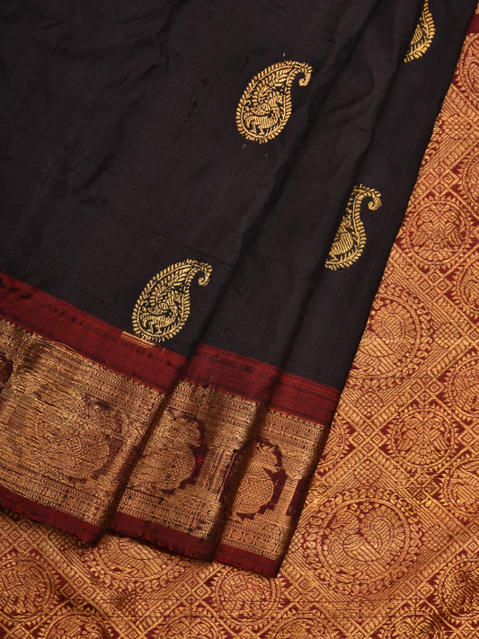 Black Gadwal Silk Handloom Saree with Mango Buta Design g0294