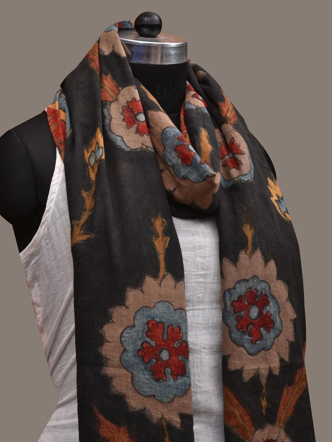 Black Kalamkari Hand Painted Cotton Handloom Dupatta with Floral Design ds2845