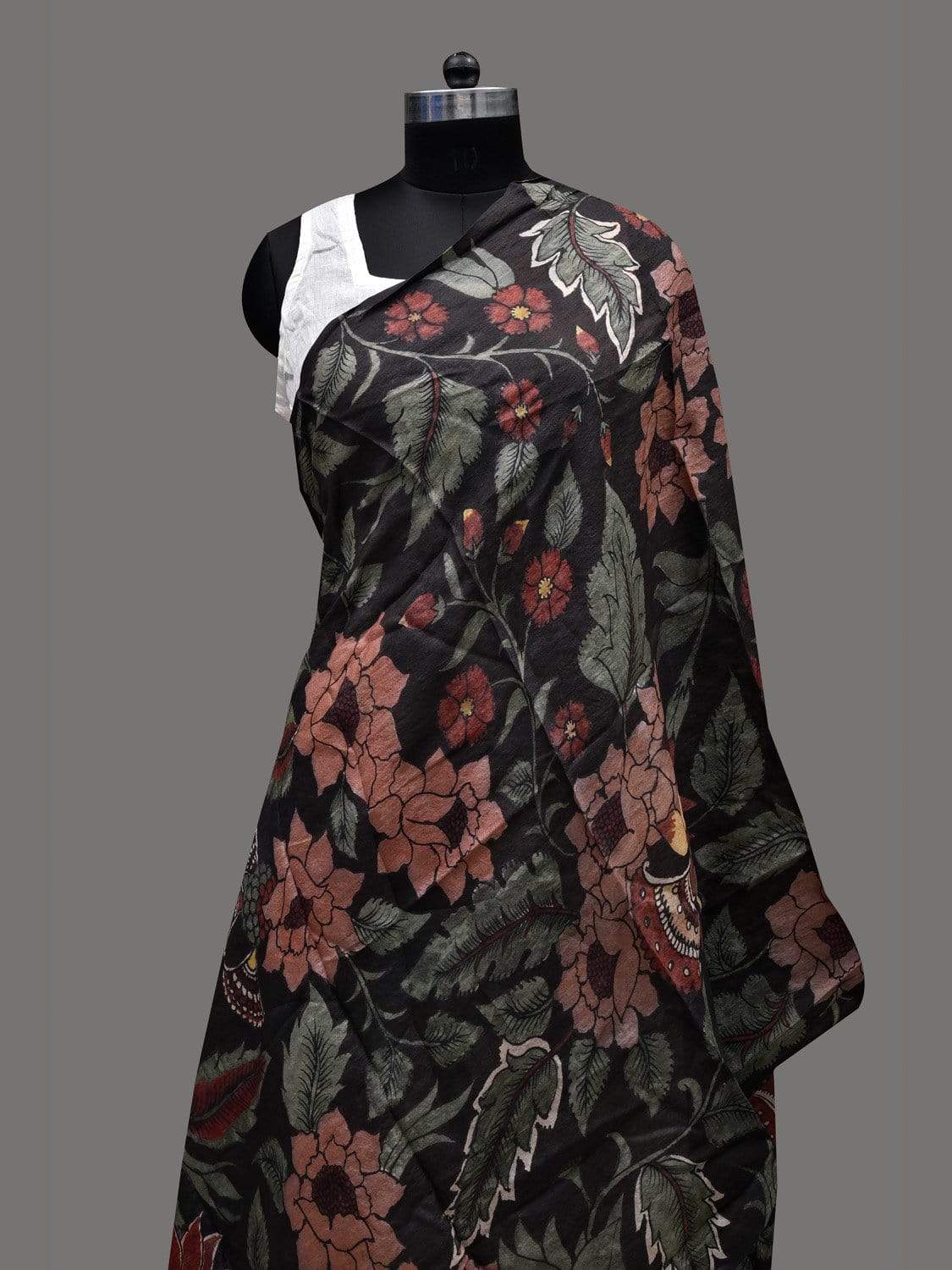 Black Kalamkari Hand Painted Tussar Handloom Dupatta with Floral Design ds2406