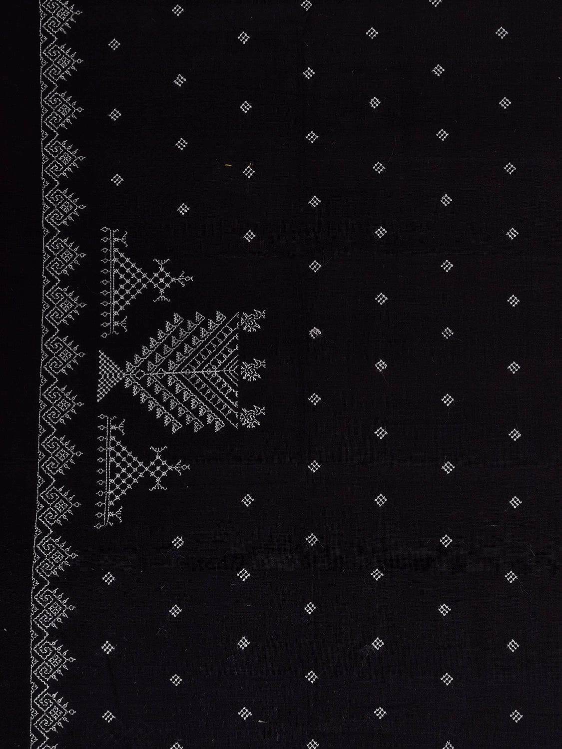 Black Kasuti Khadi Cotton Blouse with Peacock Design Length 1mt Width 44 Inches BL0151