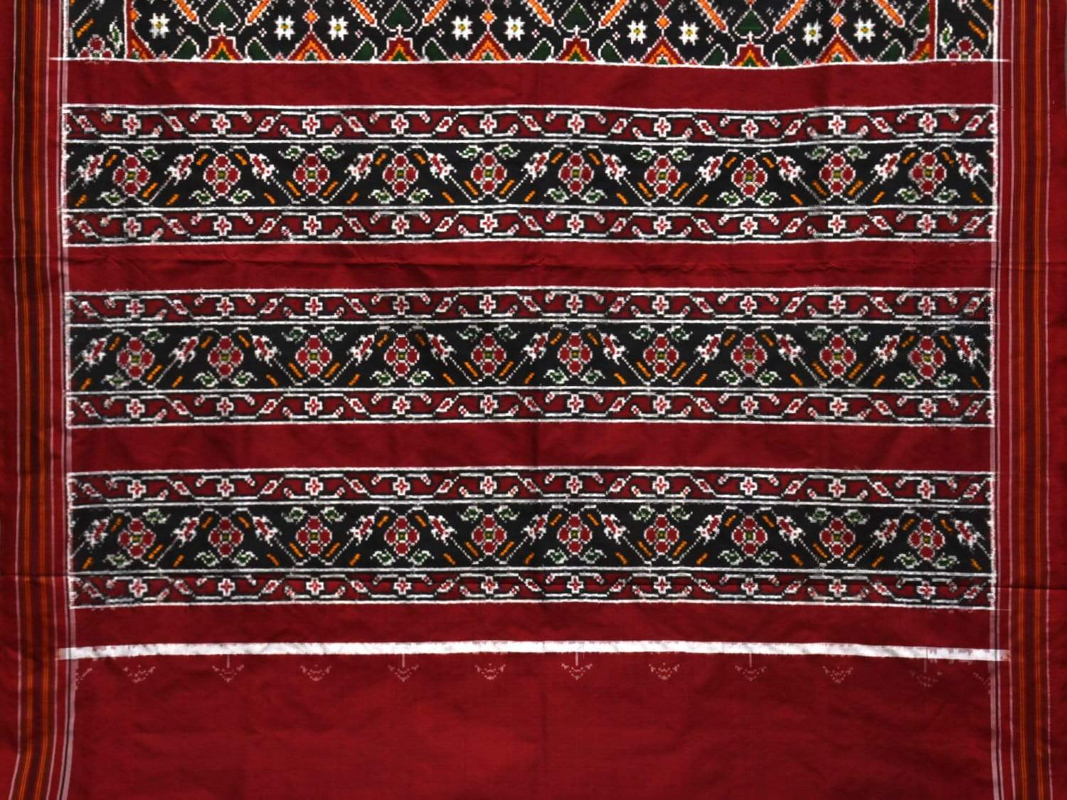 Black Pochampally Double Ikat Silk Handloom Saree with Panpatola Design i0580