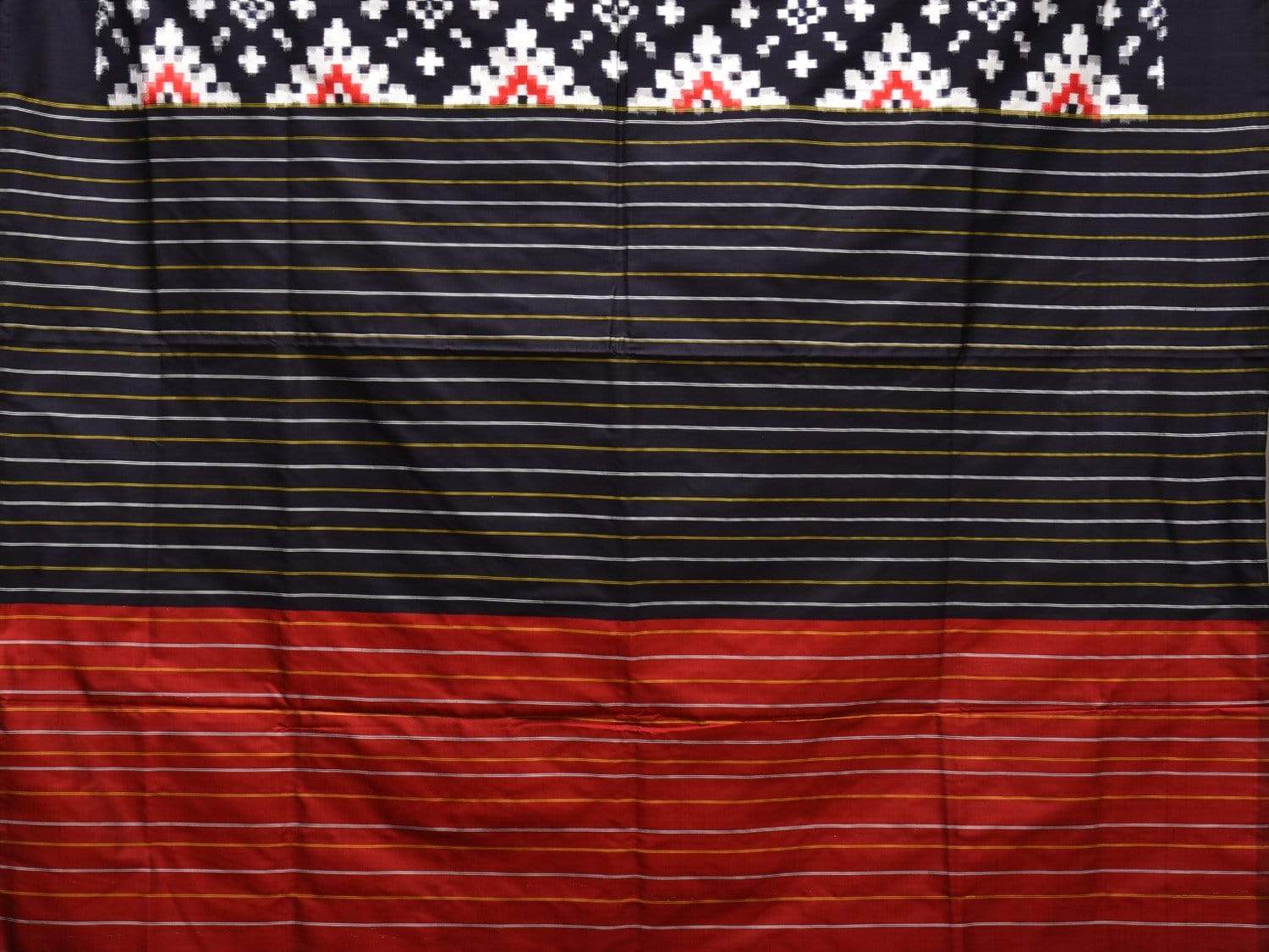 Black Pochampally Double Ikat Silk Handloom Saree with Telia Design i0593