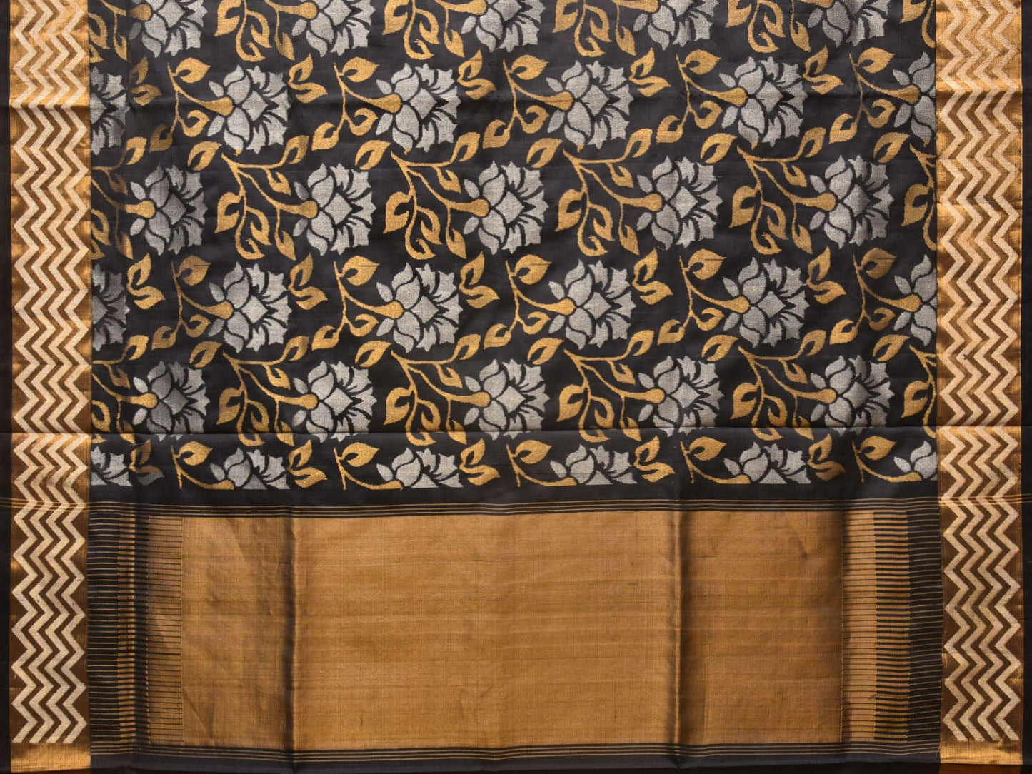 Black Uppada Silk Handloom Saree with All Over Floral Design u2131
