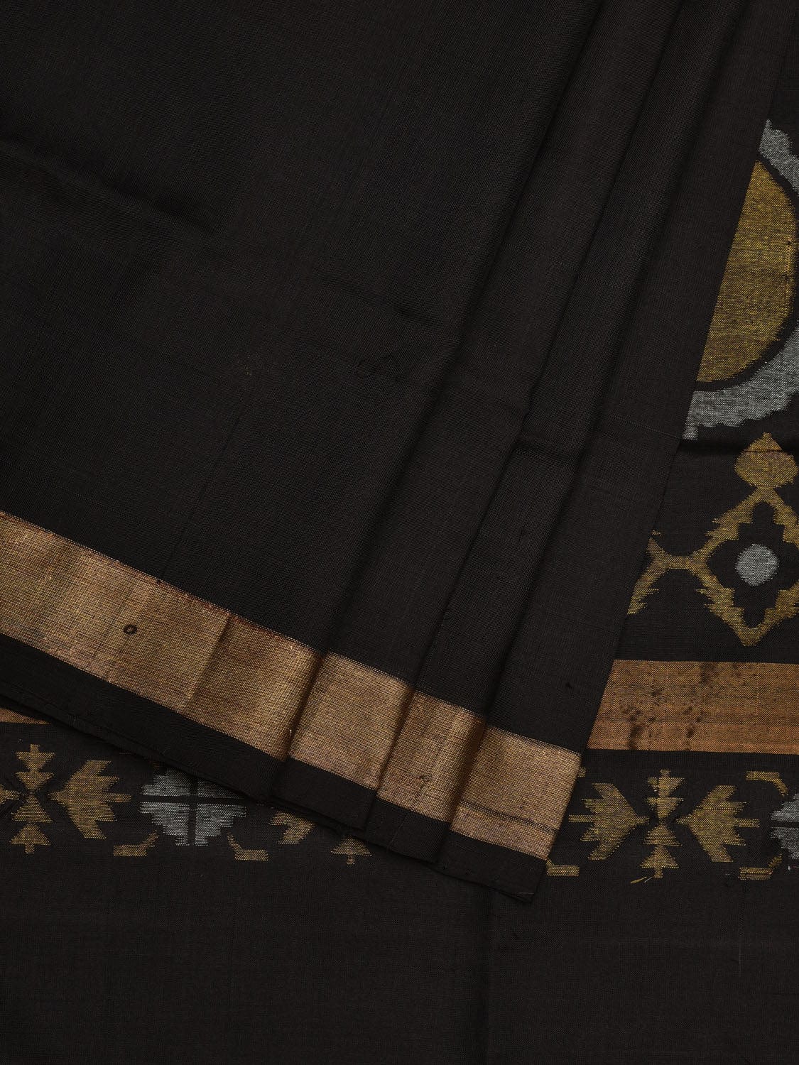 Black Uppada Silk Handloom Saree with Mango Pallu Design u1848