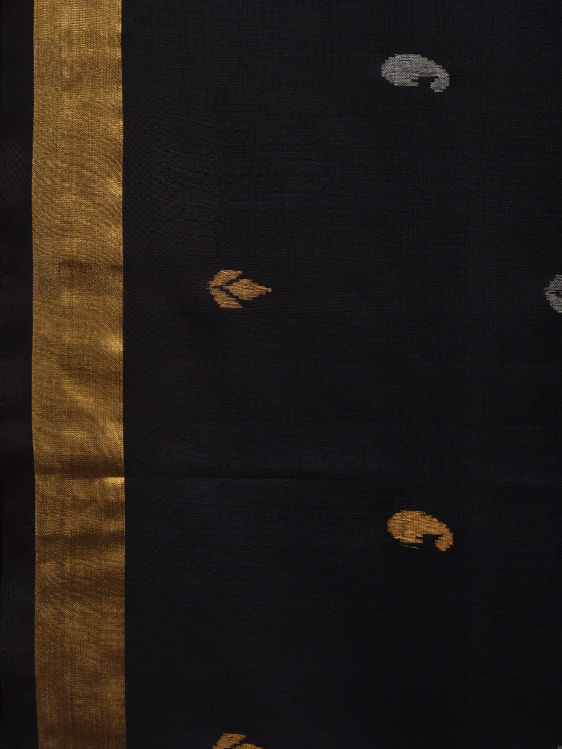 Black Uppada Silk Handloom Saree with Rich Pallu Design u1936