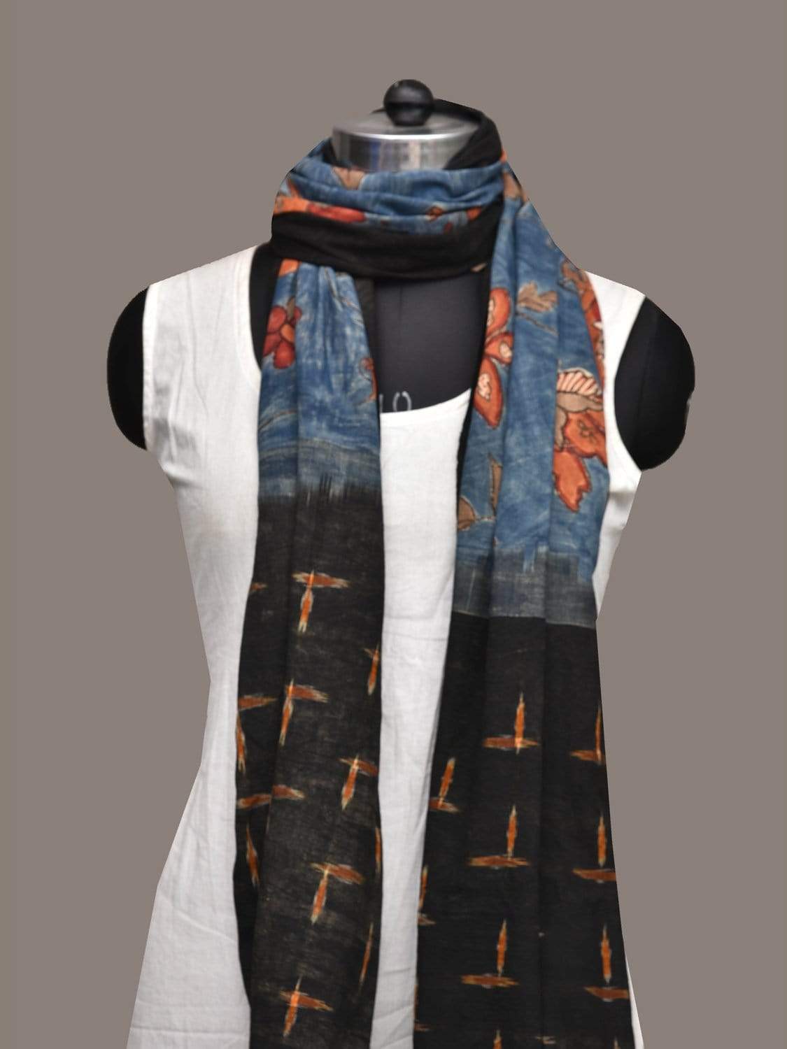 Blue and Black Kalamkari Hand Painted Pochampally Ikat Cotton Handloom Dupatta with Exotic Flowers Design ds2270