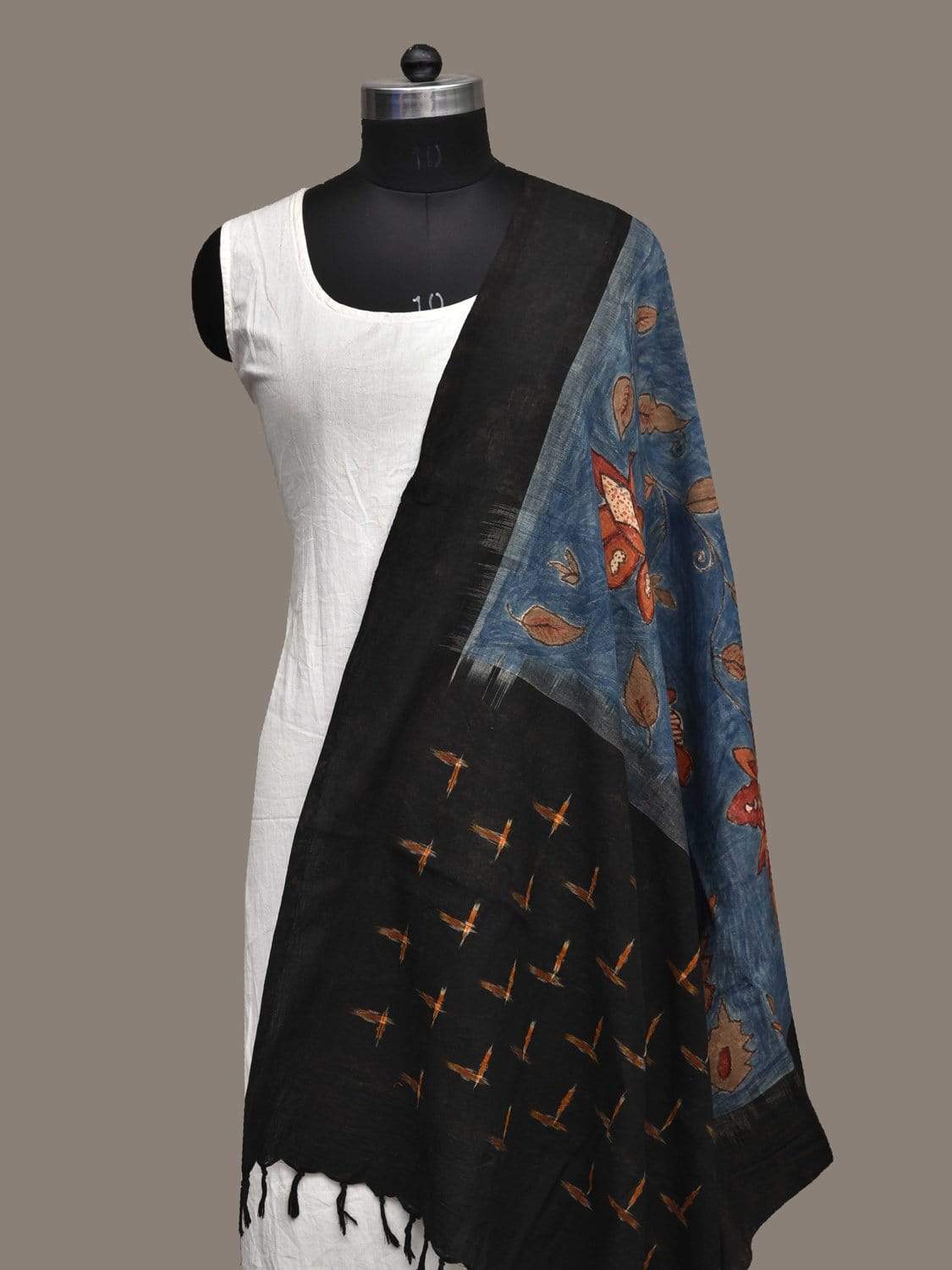 Blue and Black Kalamkari Hand Painted Pochampally Ikat Cotton Handloom Dupatta with Exotic Flowers Design ds2270
