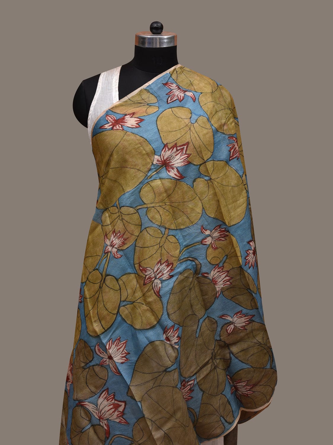 Blue and Green Kalamkari Hand Painted Tussar Handloom Dupatta with Lotus Flowers and Leaves Design ds2871