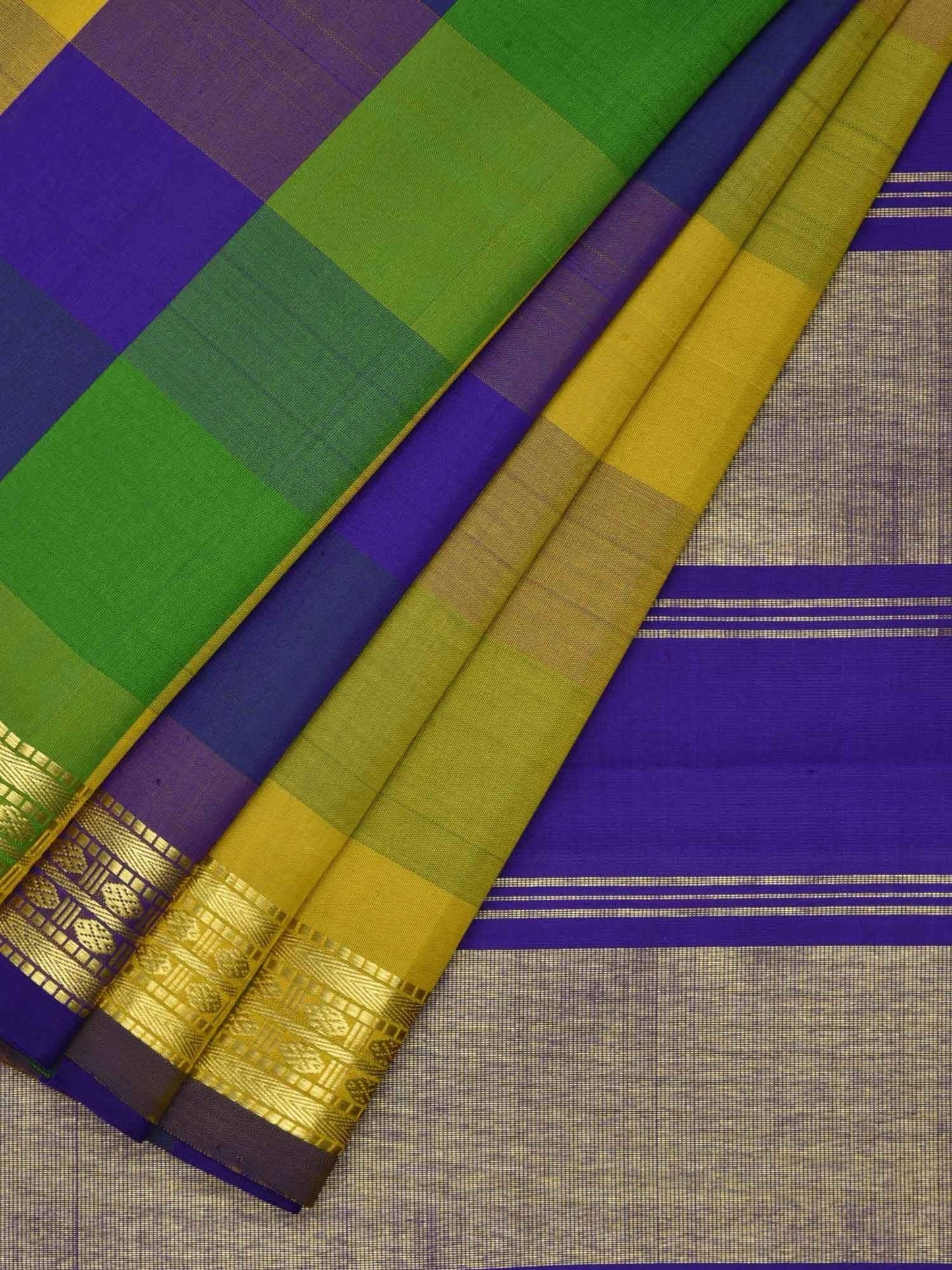 Blue and Green Kanchipuram Silk Handloom Saree with Checks Design K0363