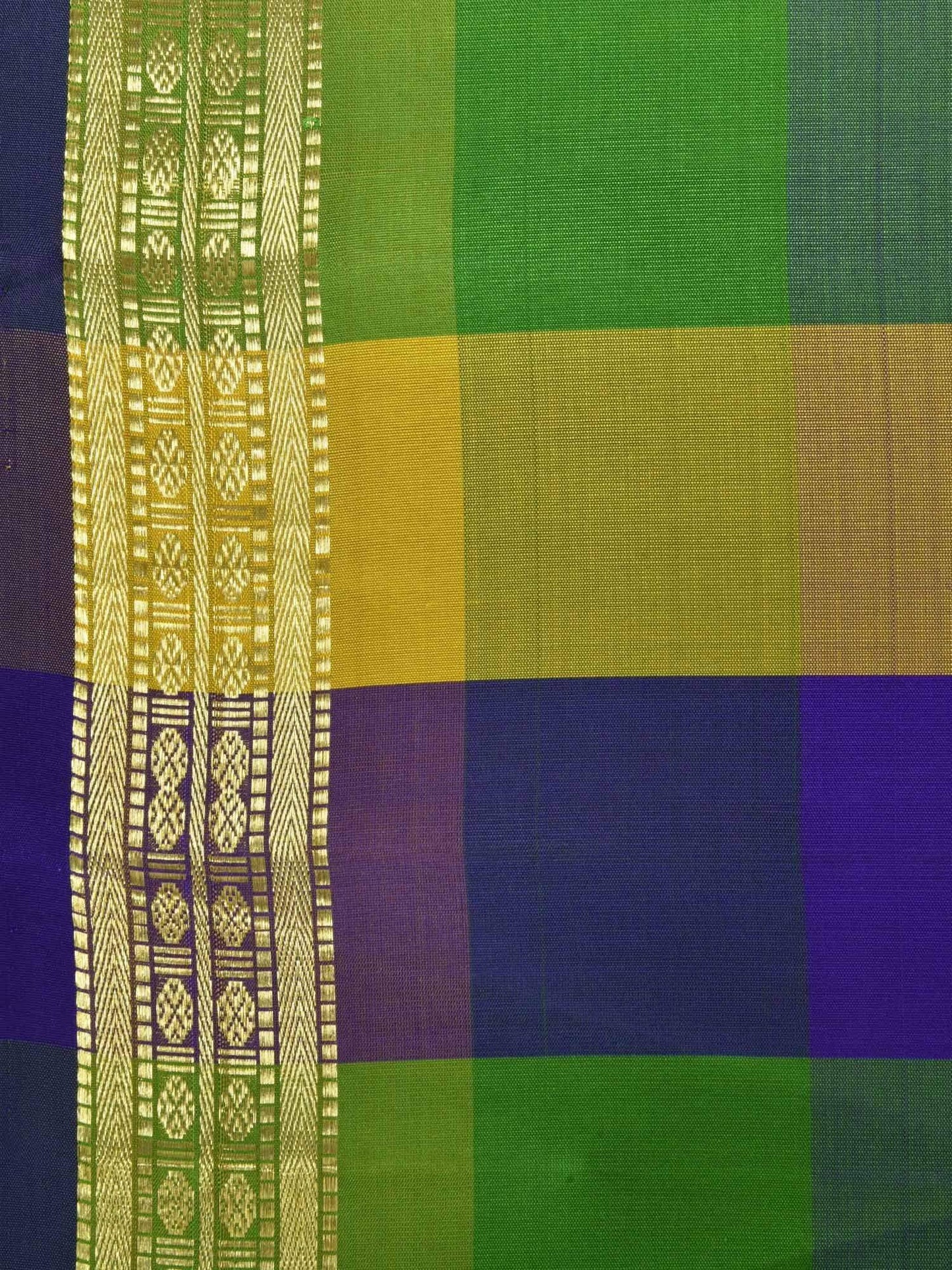 Blue and Green Kanchipuram Silk Handloom Saree with Checks Design K0363