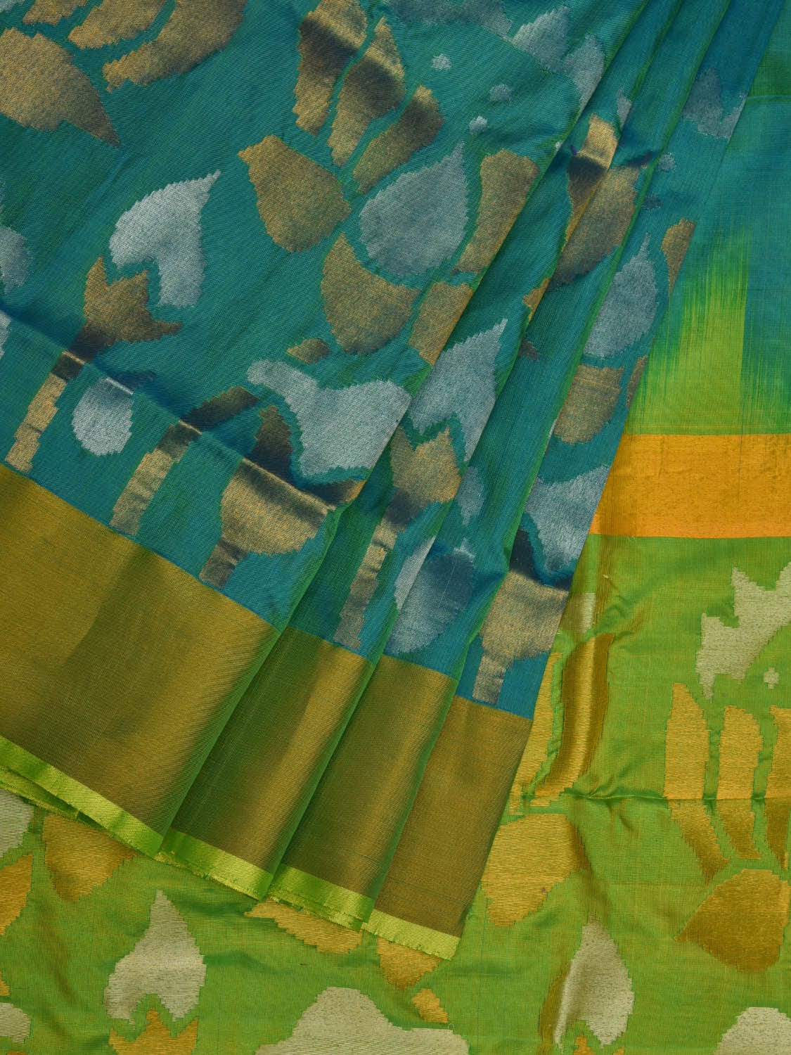 Blue and Green Uppada Silk Handloom Saree with One Side Lotus Border Design u1908