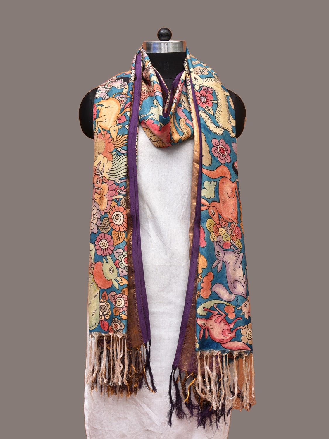 Blue and Purple Kalamkari Hand Painted Kanchipuram Silk Handloom Dupatta with Hunter and Animals Design ds3320