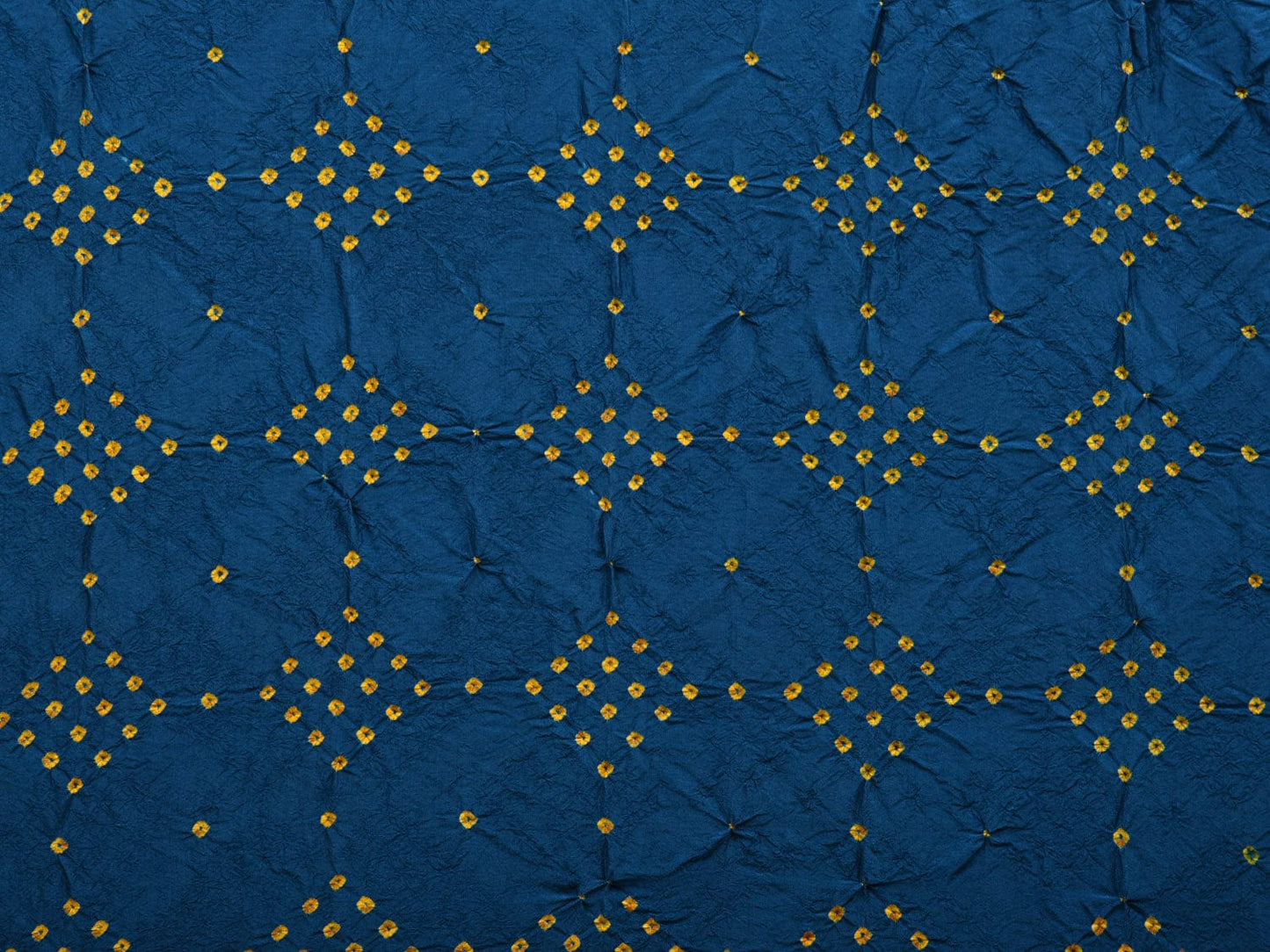 Blue and Red Bandhani Gadwal Silk Handloom Saree with Border and Pallu Design bn0359