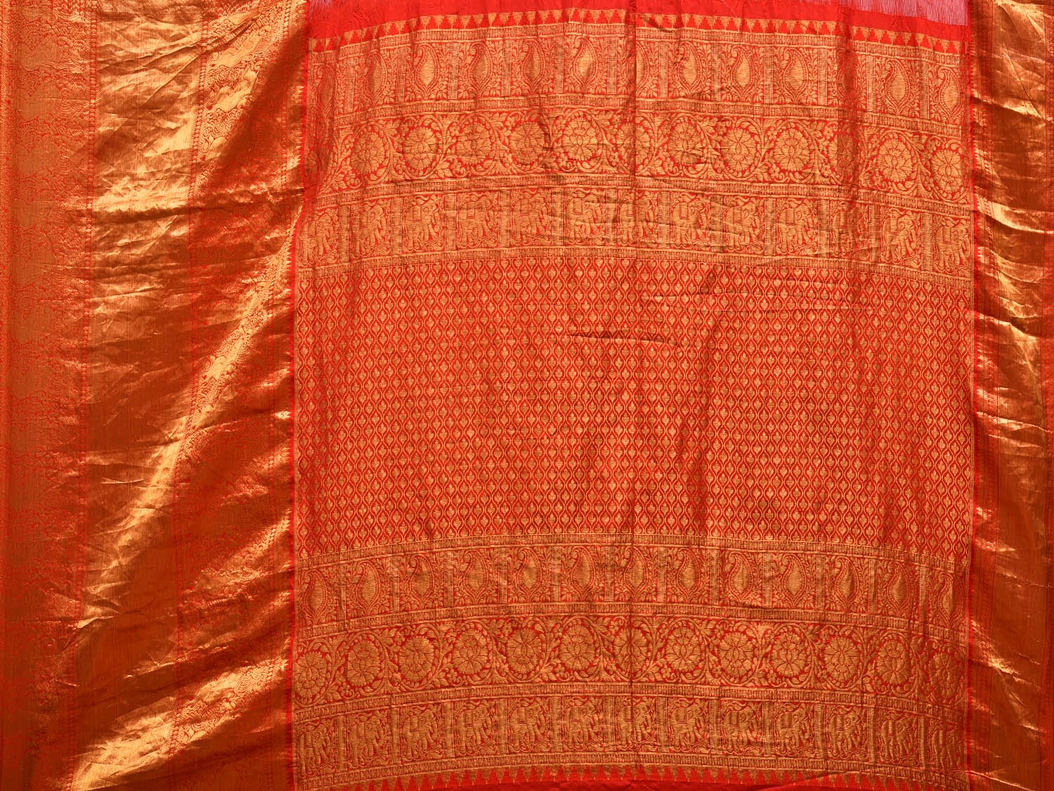 Blue and Red Bandhani Kanchipuram Silk Handloom Saree with Diagonal Design bn0497
