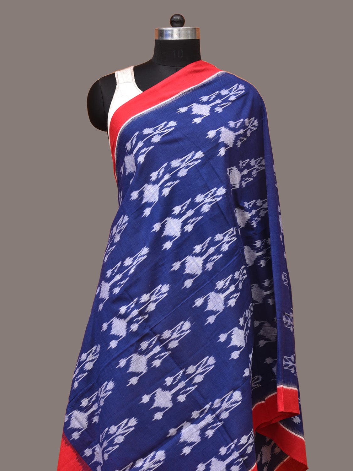 Blue and Red Pochampally Ikat Cotton Handloom Dupatta ds1558