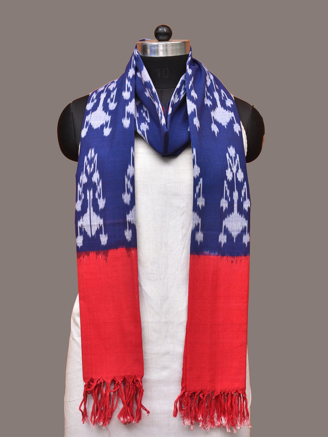 Blue and Red Pochampally Ikat Cotton Handloom Dupatta ds1558