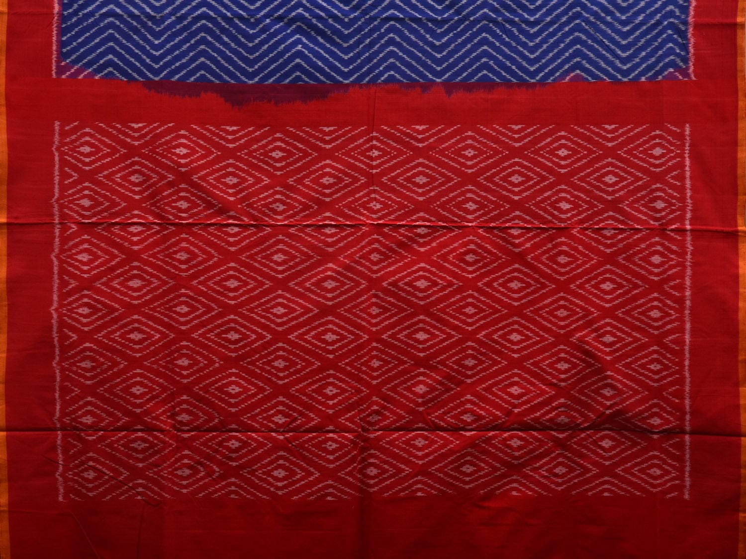 Blue and Red Pochampally Ikat Cotton Handloom Saree with Zig-Zag Design i0658