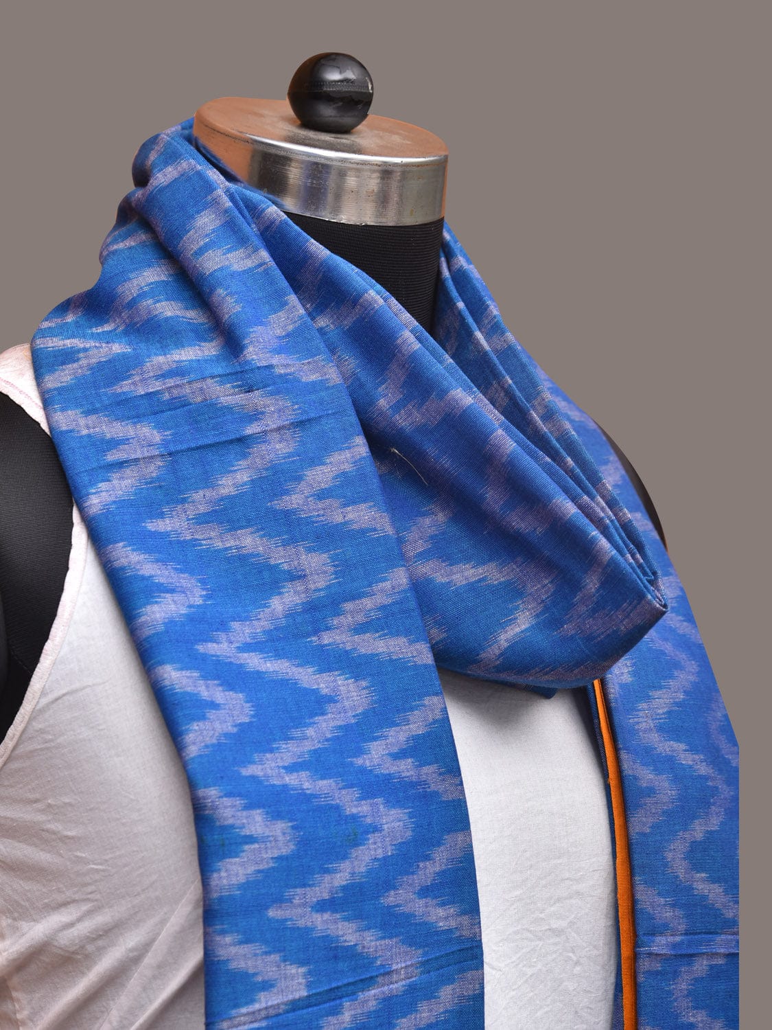 Blue and Yellow Pochamaplly Ikat Cotton Handloom Dupatta with Zig-Zag Design ds3355