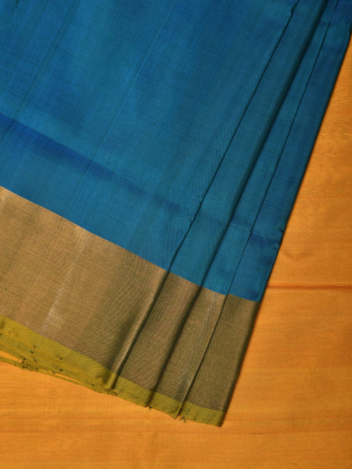 Blue and Yellow Uppada Silk Handloom Plain Saree with Contrast Pallu Design u2146