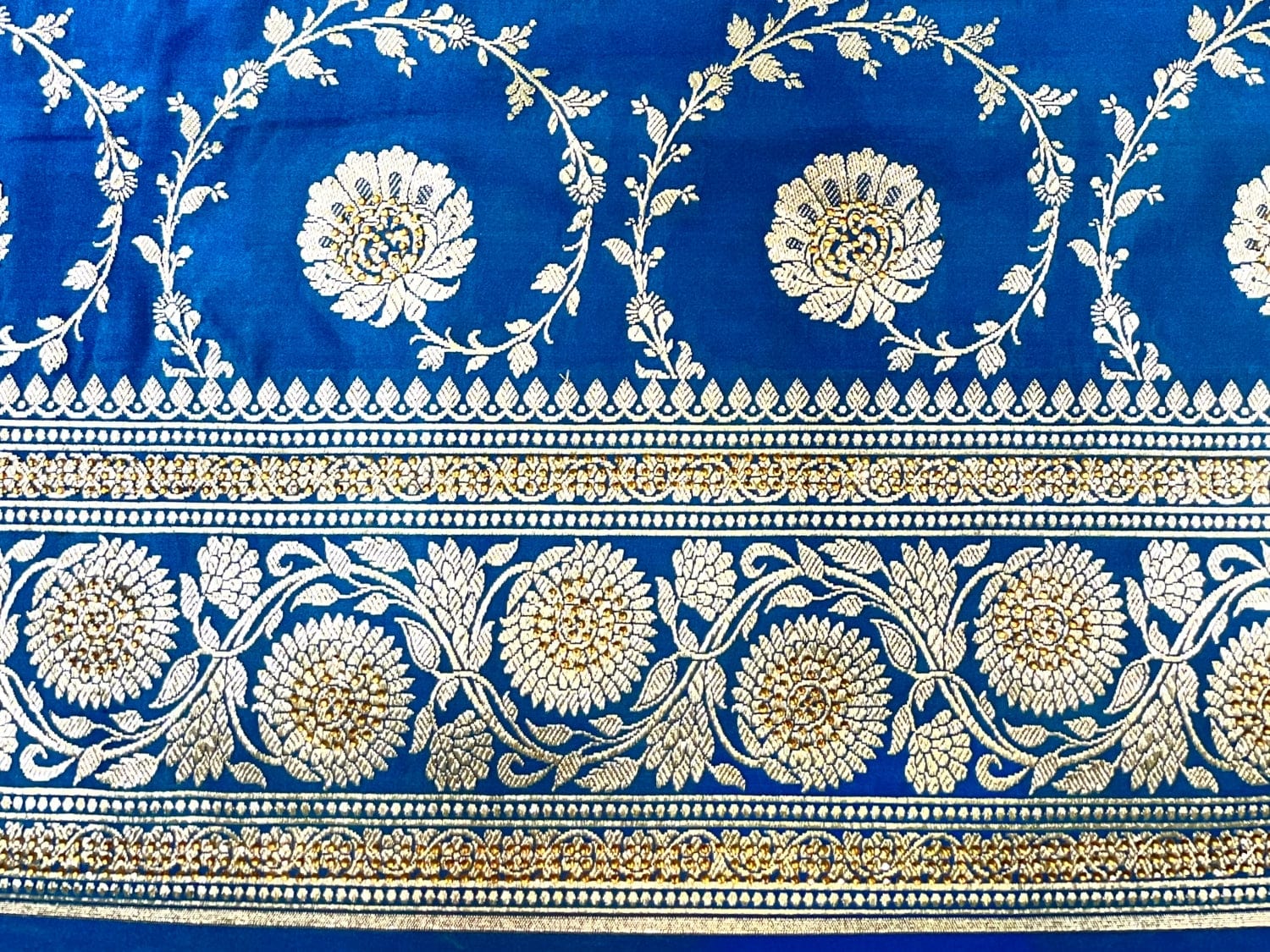 Blue Banaras Katan Silk Saree with Body Butti and Stone Work Design b0388ds