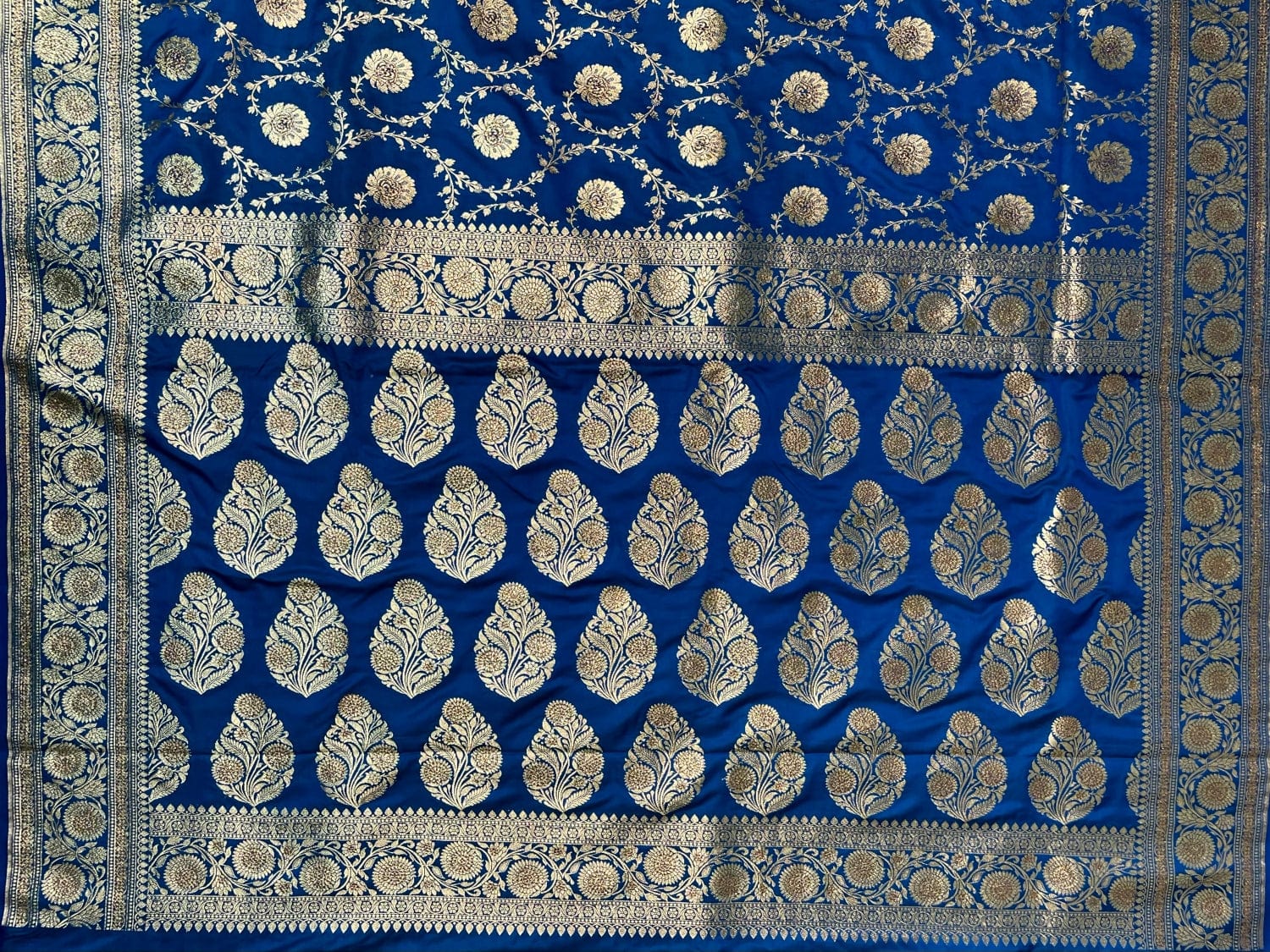 Blue Banaras Katan Silk Saree with Body Butti and Stone Work Design b0389ds