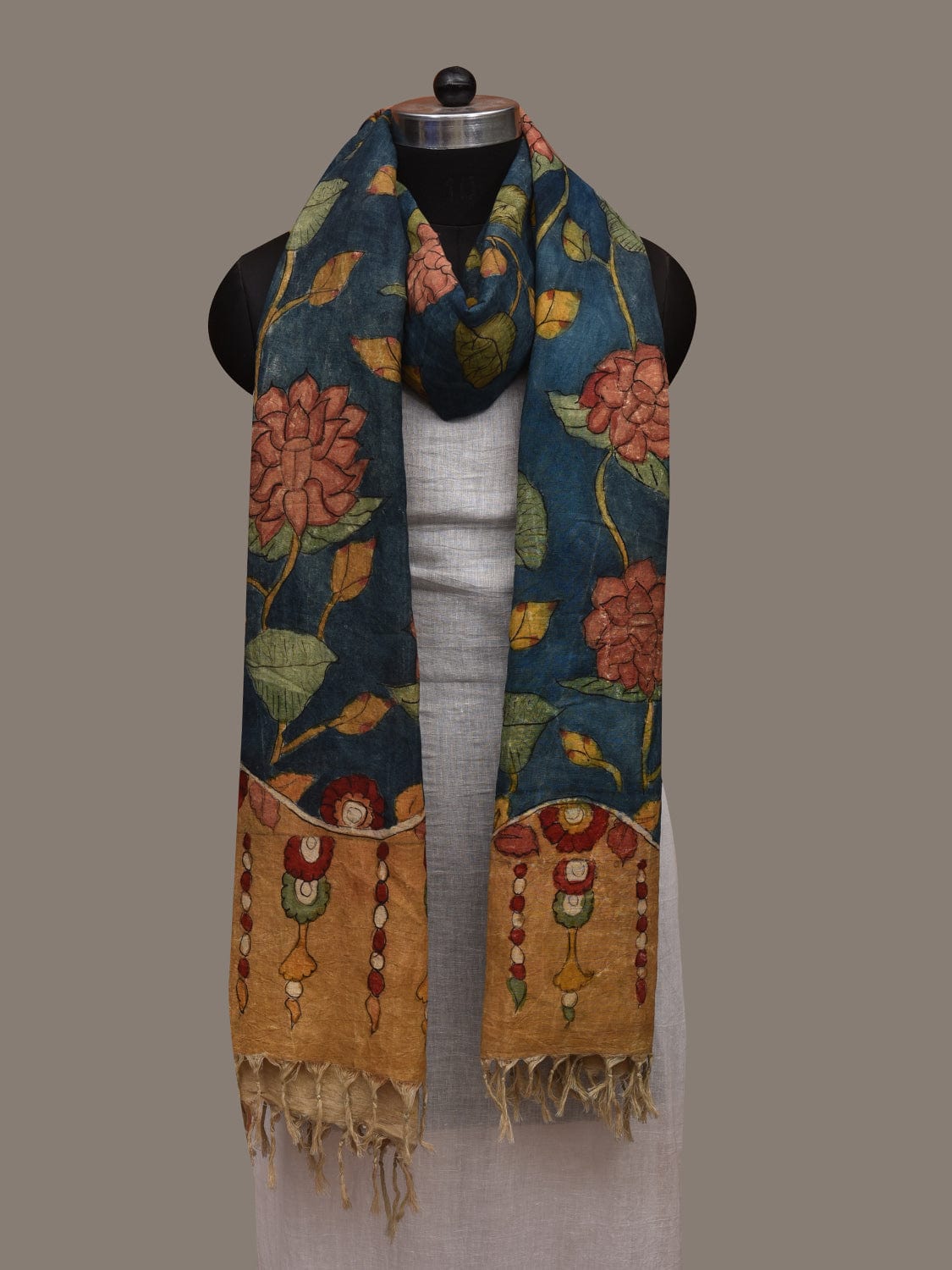 Blue Kalamkari Hand Painted Cotton Handloom Dupatta with Lotus Flowers Design ds3008