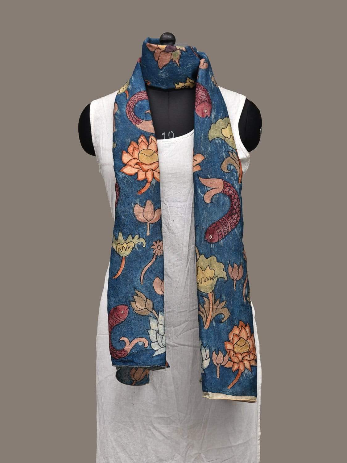 Blue Kalamkari Hand Printed Silk Handloom Stole with Floral and Fishes Design ds2248