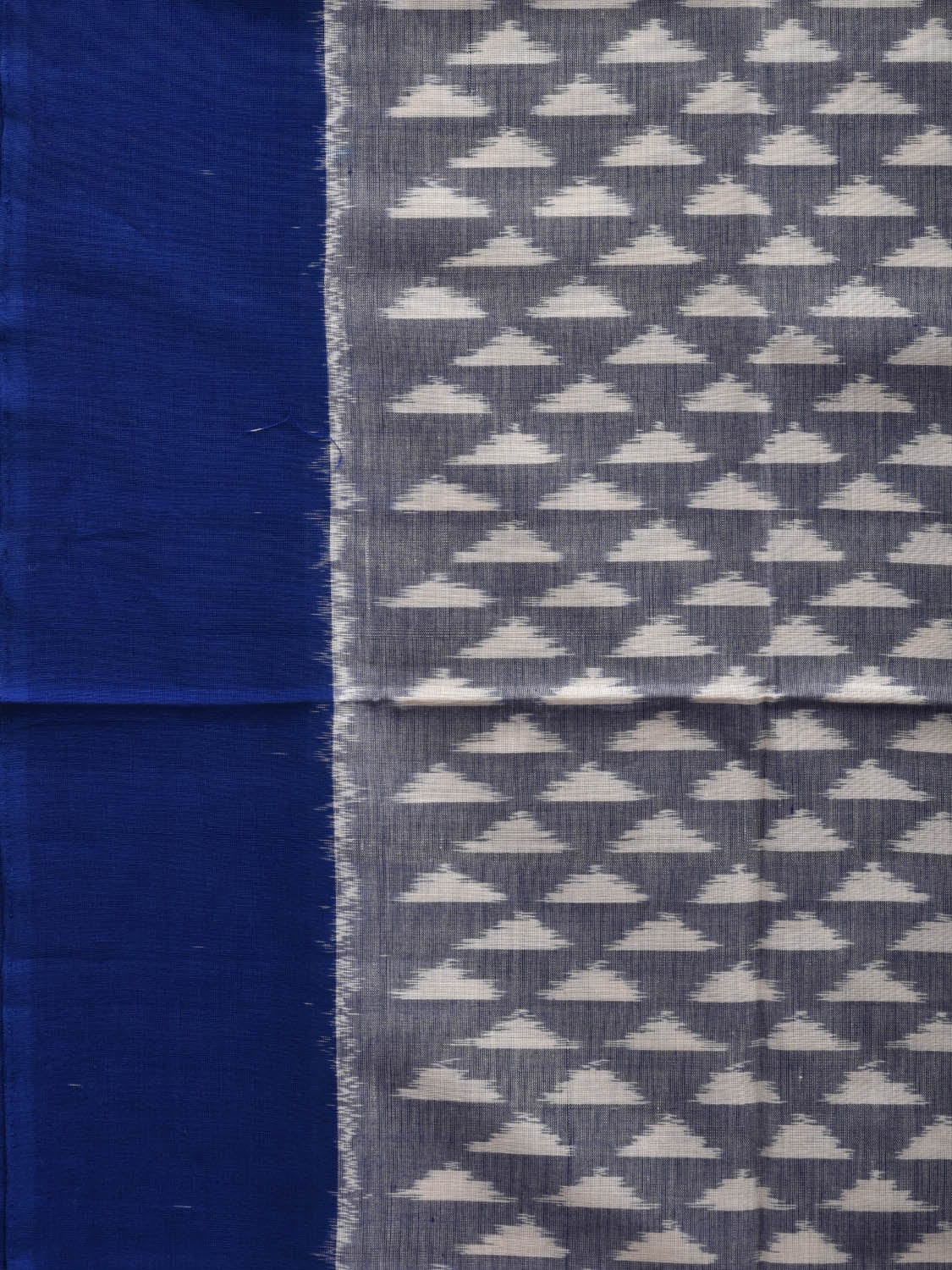 Blue Pochampally Ikat Cotton Handloom Saree with Triangle Buta Design i0655