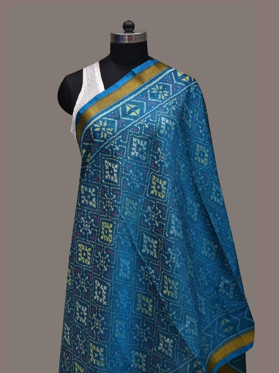 Blue Pochampally Ikat Silk Handloom Dupatta with Grill Design ds2535