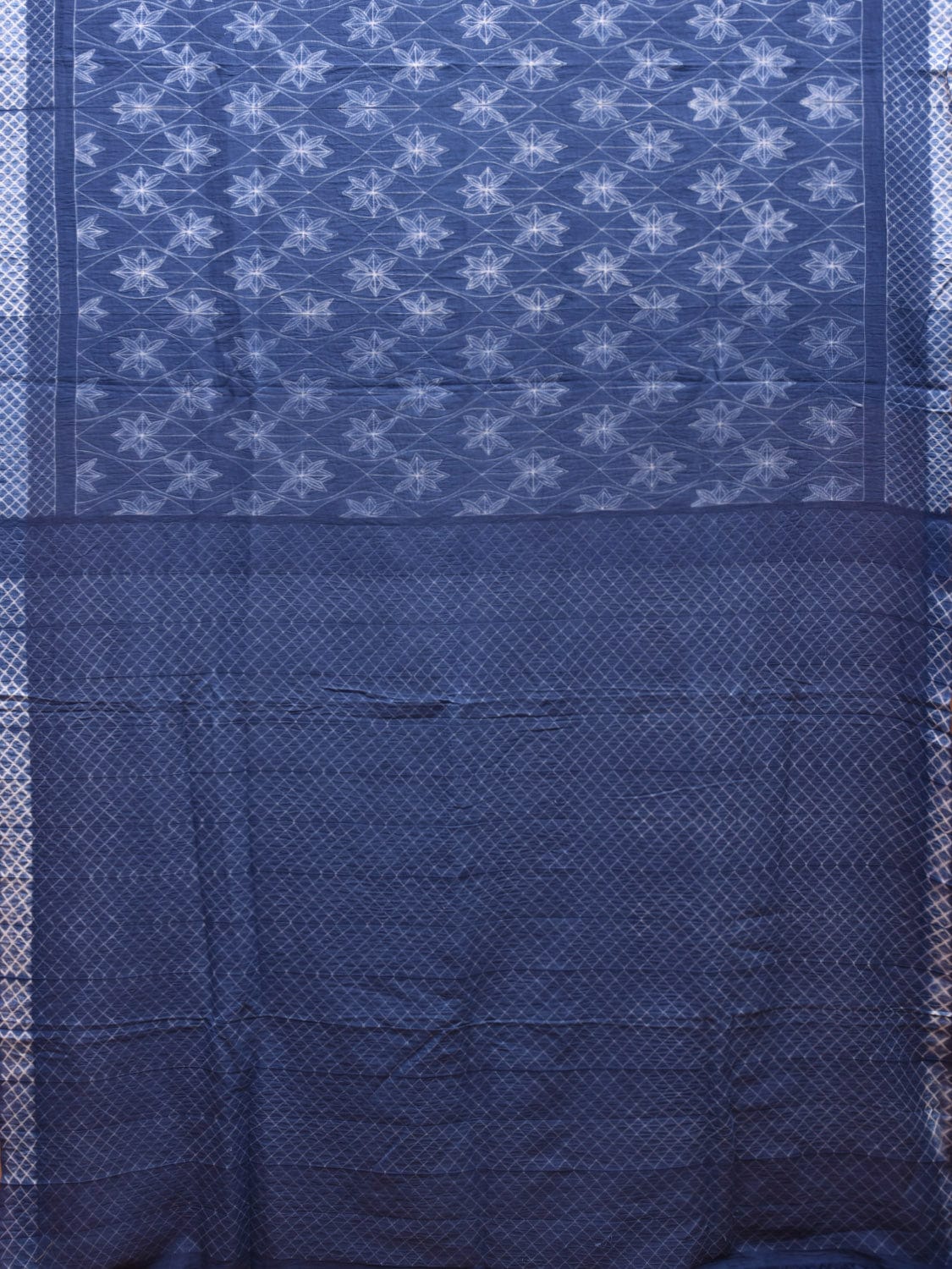 Blue Shibori Cotton Handloom Saree with Floral Body and Grill Pallu Design o0475