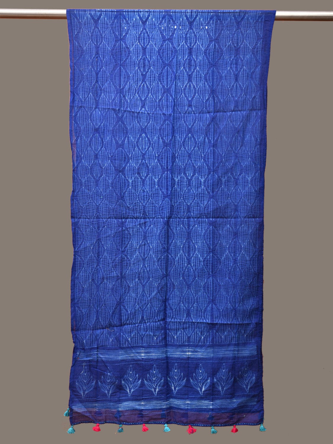Blue Shibori Silk Handloom Stole with Grill Design ds3264