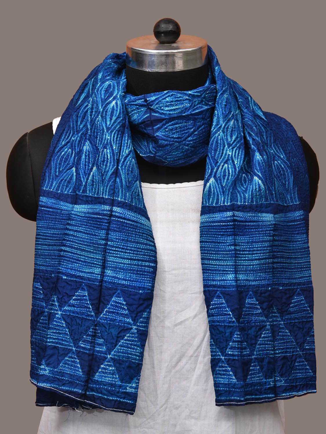 Blue Shibori Silk Handloom Stole with Zig-Zag Design ds3159