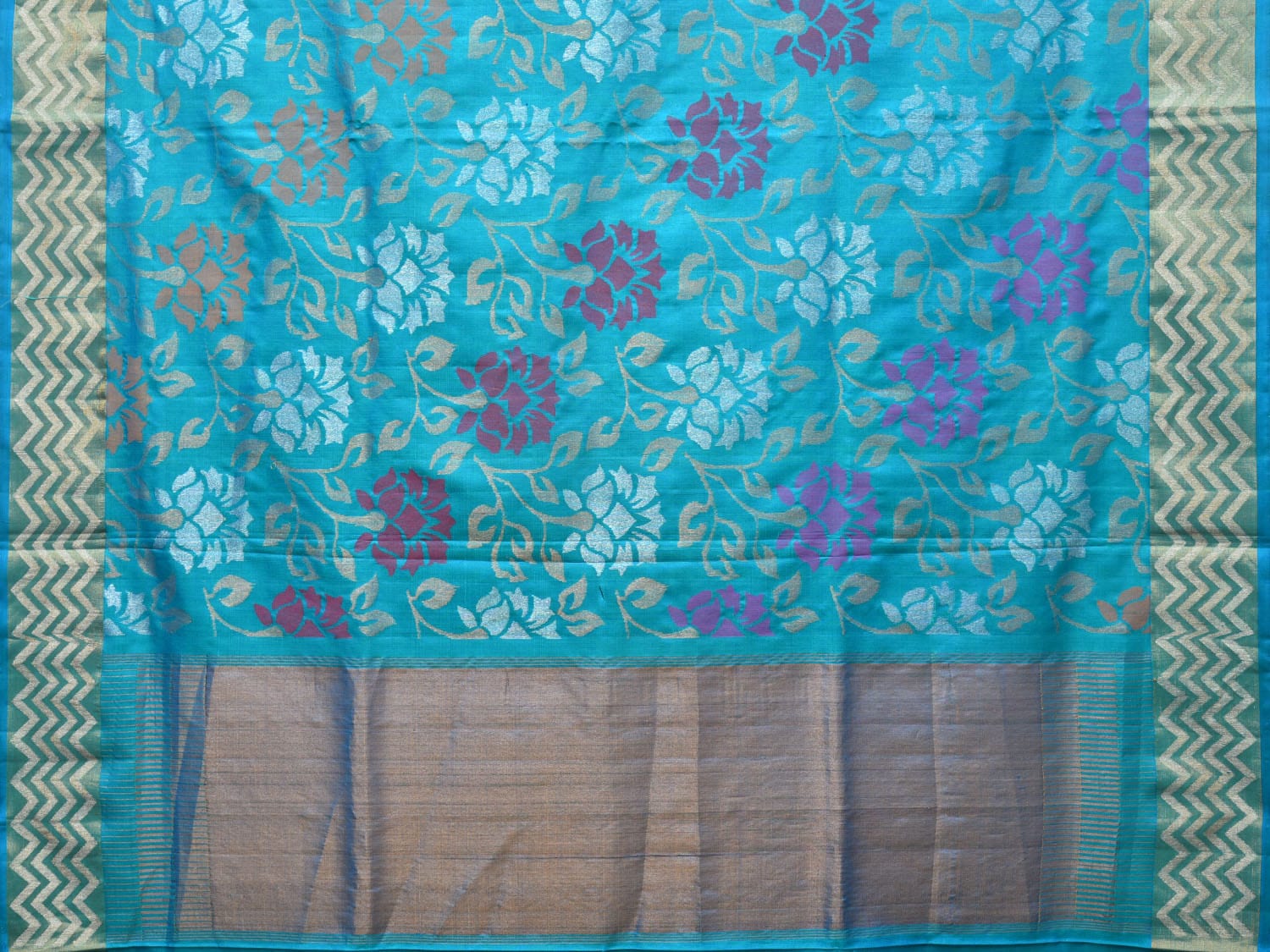 Blue Uppada Silk Handloom Saree with All Over Floral Design u2201