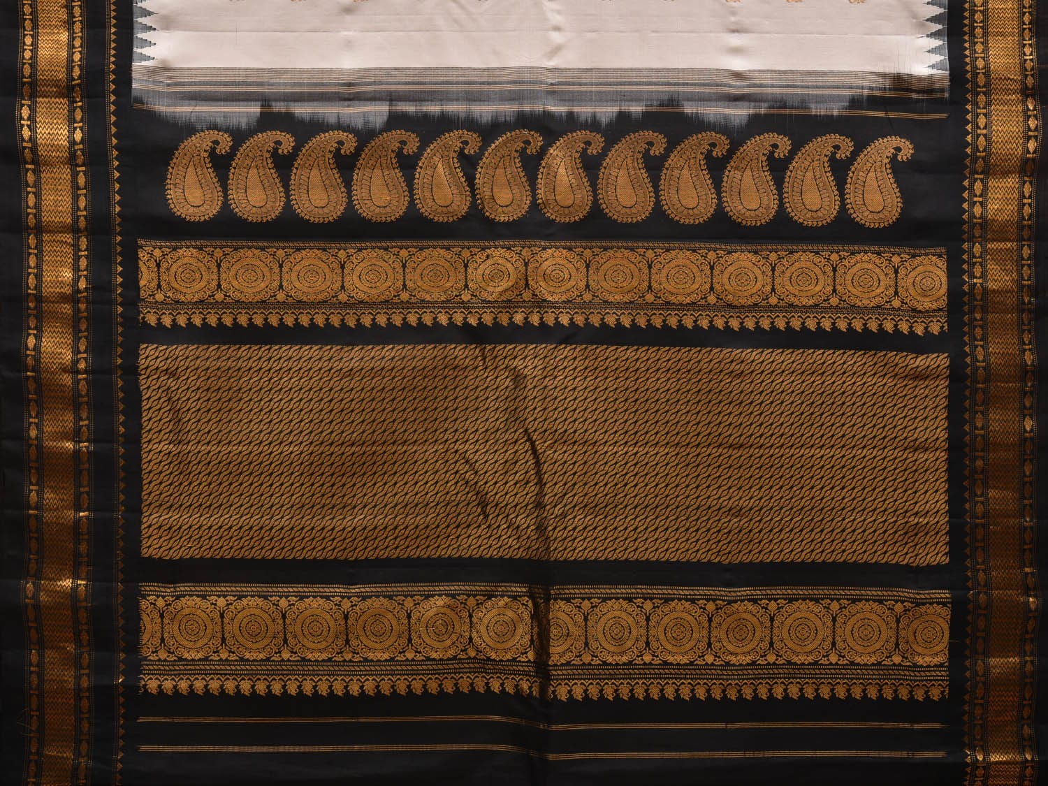 Cream and Black Gadwal Silk Handloom Saree with Mango Pallu and Temple Border Design g0313