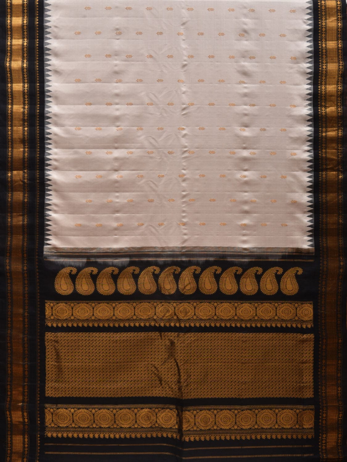 Cream and Black Gadwal Silk Handloom Saree with Mango Pallu and Temple Border Design g0313