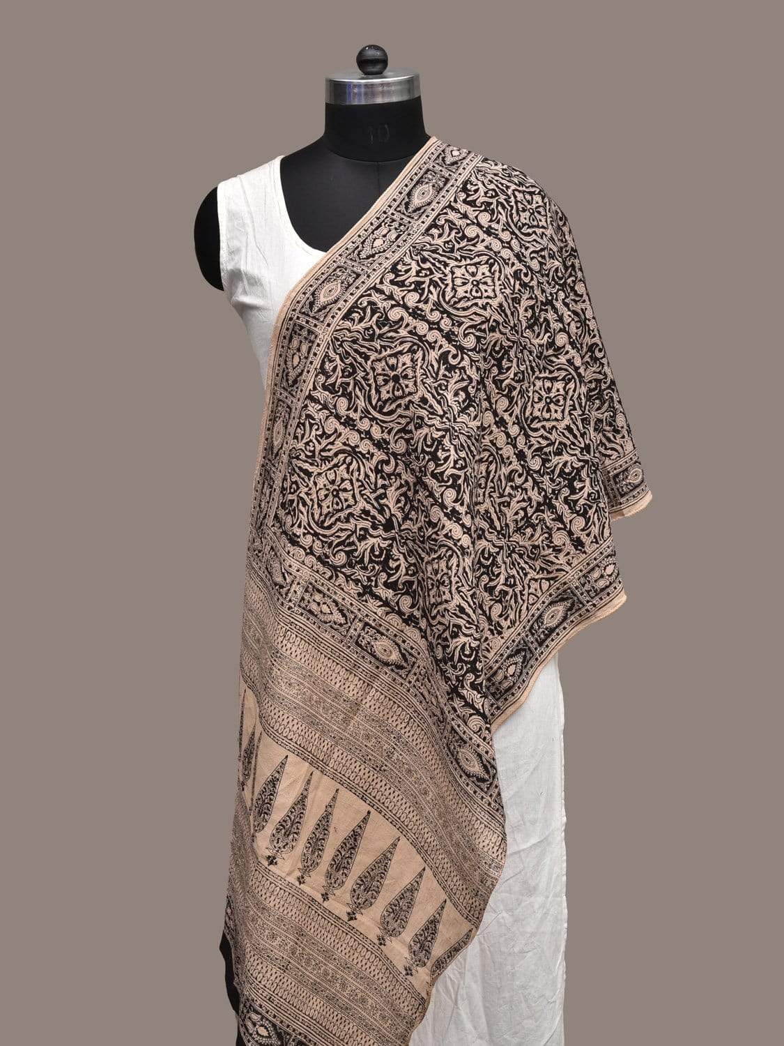Cream and Black Kalamkari Block Printed Cotton Handloom Stole ds2245