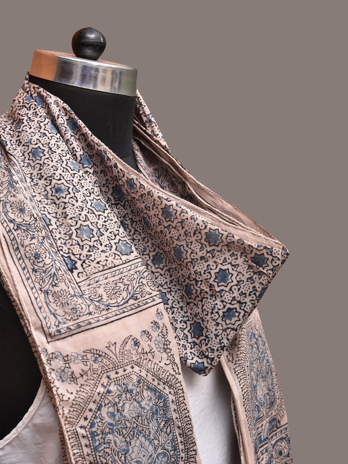 Cream and Blue Kalamkari Block Print Cotton Silk Stole with Geometric Design ds3385
