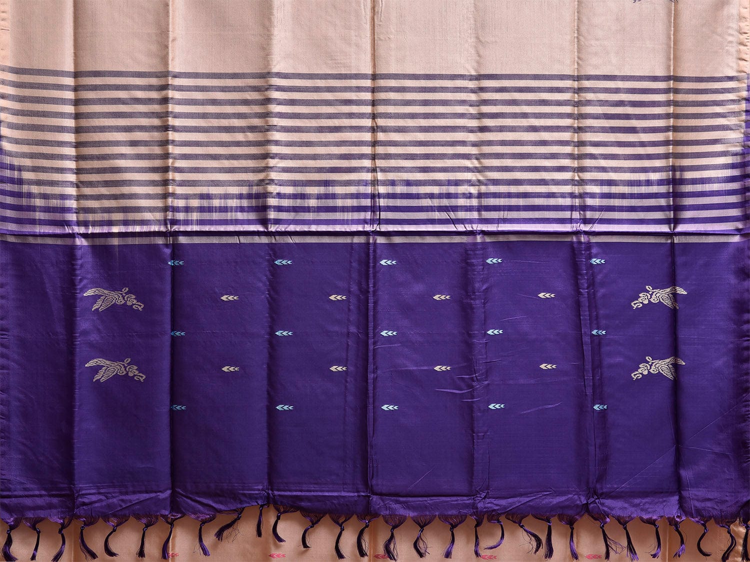 Cream and Dark Blue Banana Silk Saree with Birds Border Buta Design o0682