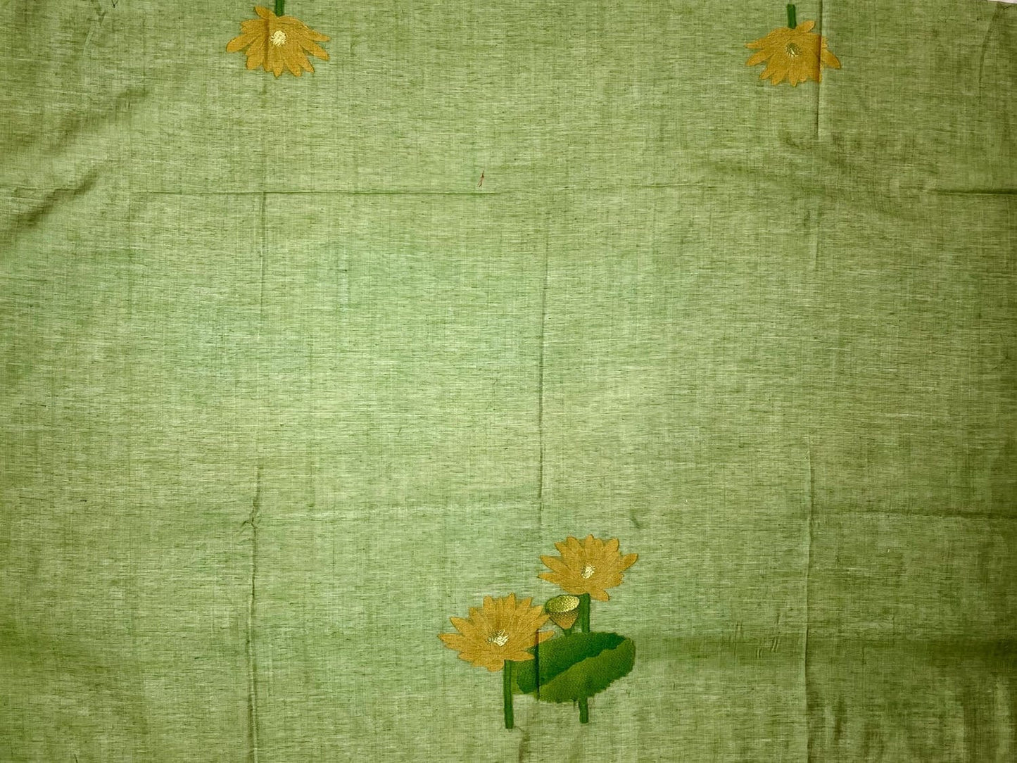 Cream and Grey Dhakai Jamdani Cotton Viscose Saree with Lotus  Pallu Design dj0030