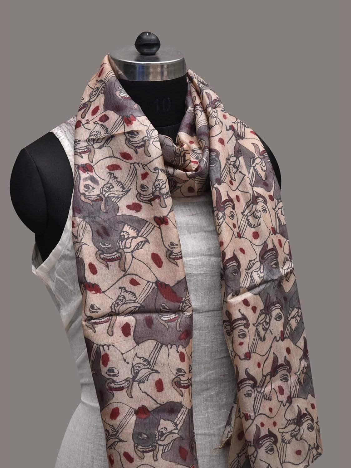 Cream and Grey Kalamkari Hand Painted Silk Handloom Stole with Cows Design ds2565