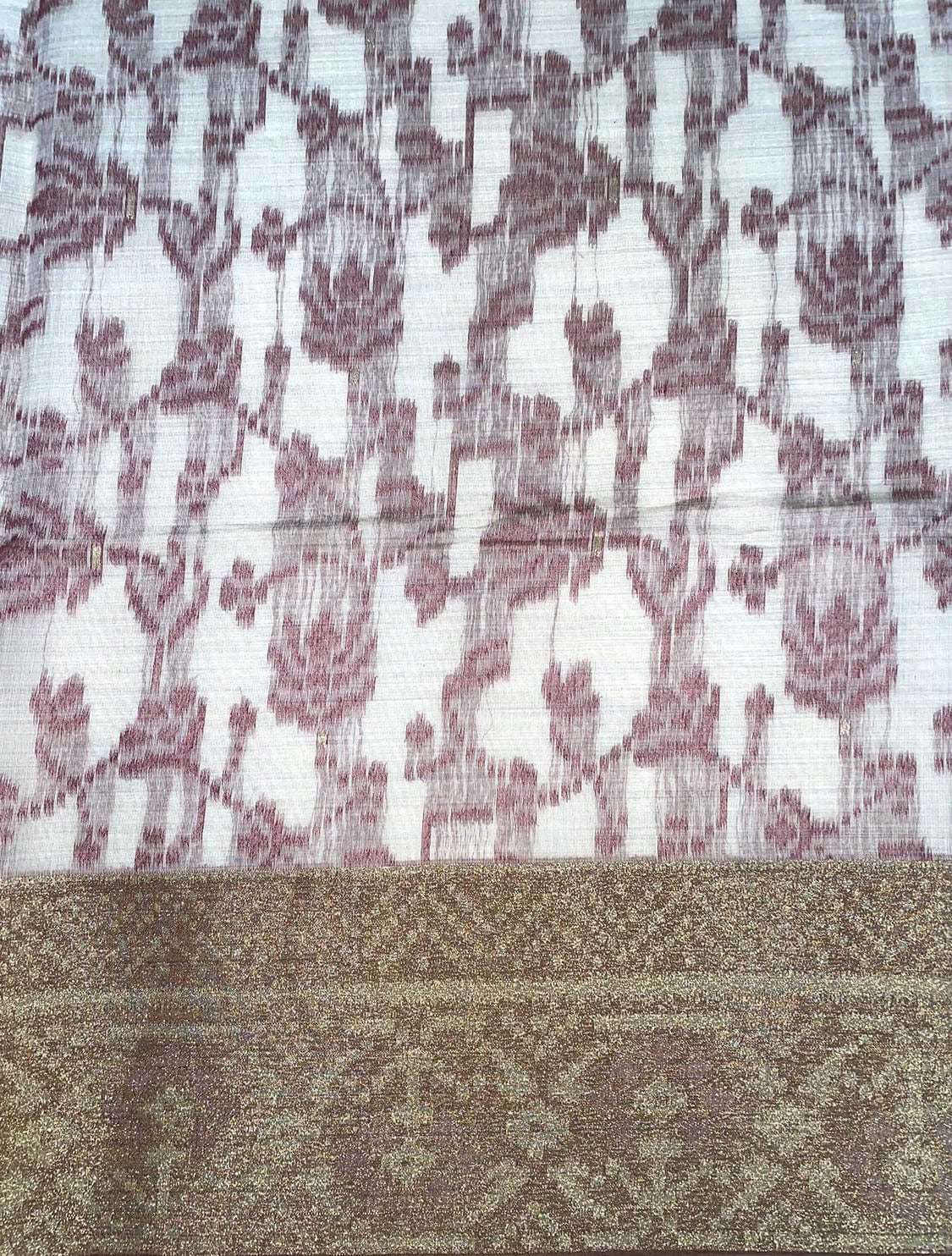 Cream and Light Pink Dhakai Jamdani Cotton Viscose Saree with Geometrical Cut Work and Zari Border Design dj0033