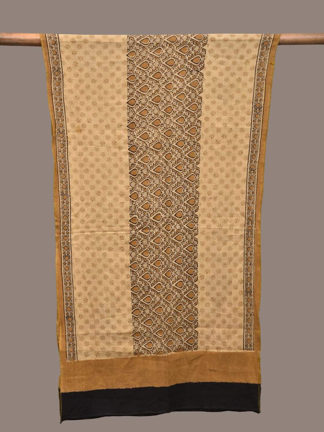 Cream and Olive Kalamkari Block Printed Cotton Handloom Stole ds2244