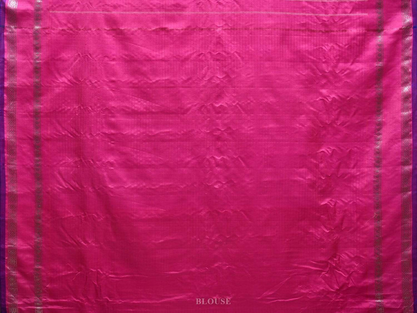 Cream and Pink Gadwal Silk Handloom Saree with Checks Design g0283
