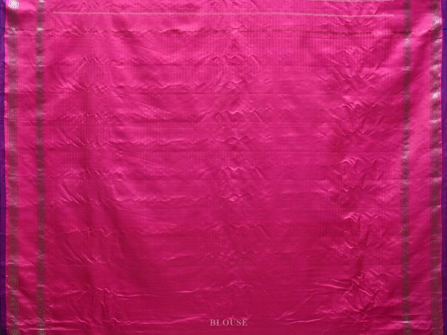 Cream and Pink Gadwal Silk Handloom Saree with Checks Design g0283